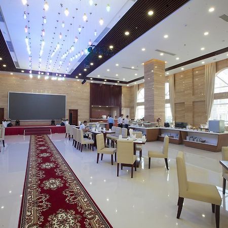 Khanh Linh Hotel Pleiku Exterior photo