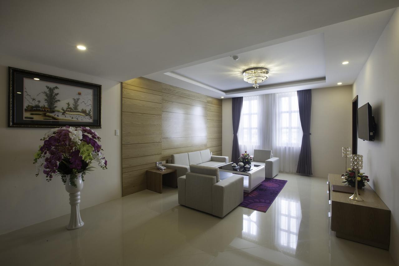 Khanh Linh Hotel Pleiku Exterior photo